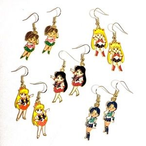 🍏50% OFF/3+...Set of 5 Sailor Moon Characters Earrings (Style 1)